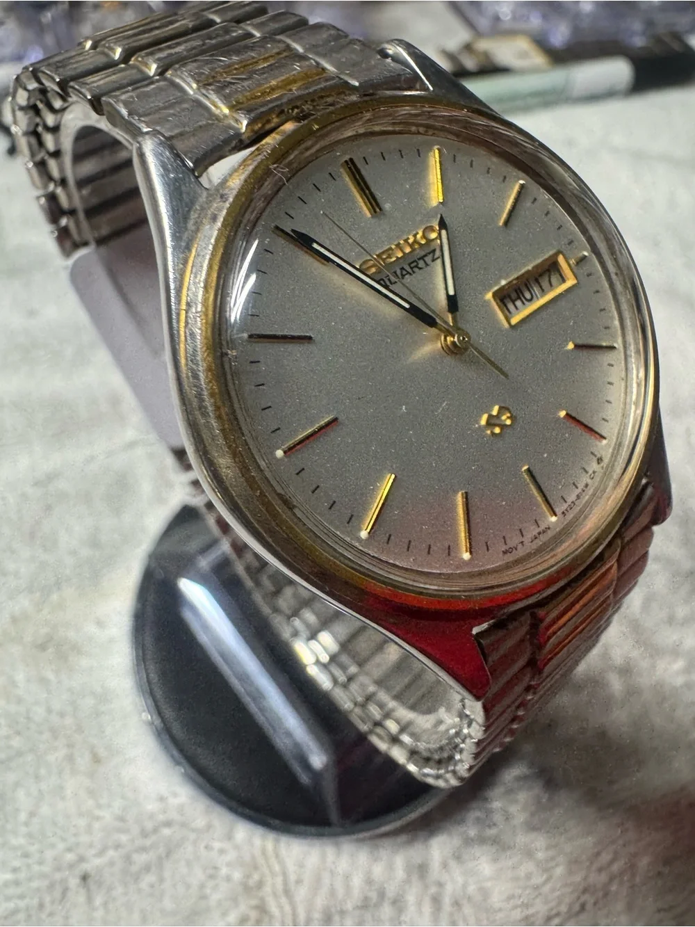 Seiko Two-Tone Silver and Gold Men's Quartz Watch with Day-Date